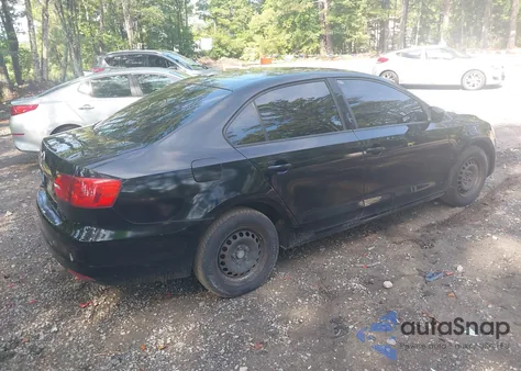 2014 Volkswagen Jetta 2.0L S z USA, uszkodzony, nr VIN 3VW2K7AJ5EM386211